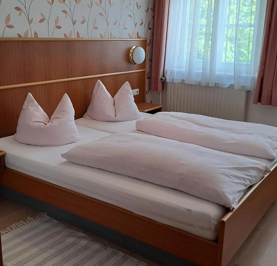 Keller'S Quartier Im Burghotel Lichtenberg